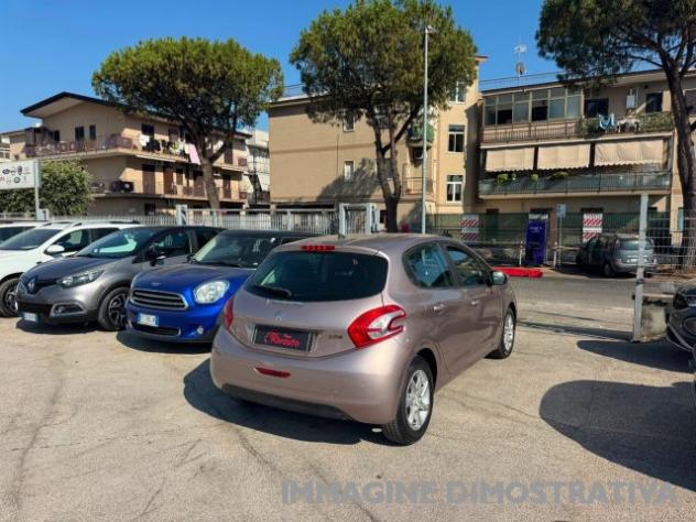 PEUGEOT 208 1.4 8V HDi 68CV 5p. Allure rif. 24040531 - Foto 8