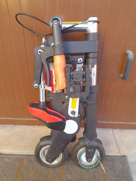 A-BYKE BICICLETTA PIEGHEVOLE NUOVISSIMA PERFETTA E MAI UTILIZZATA, per PENDOLARI - Foto 10