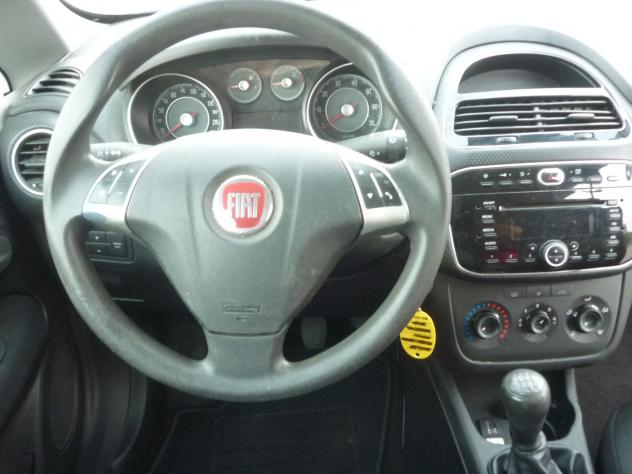 Fiat Punto 1.3 MJT II 75 CV 3 porte DYNAMIC - Foto 8