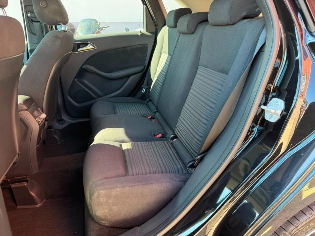 Mercedes-Benz B180d 10/2015 126000km!!! - Foto 10