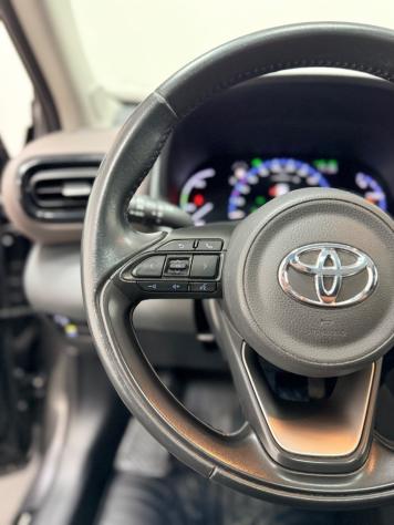 Toyota Yaris Cross 1.5 Hybrid 5p. E-CVT AWD-i Lounge Neopatentati 05/2022 Euro 6D Temp - Foto 9
