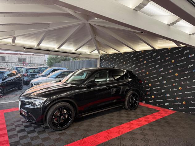 Alfa Romeo Stelvio 2.2 Turbodiesel 190 CV AT8 Q4 Sprint - Foto 4