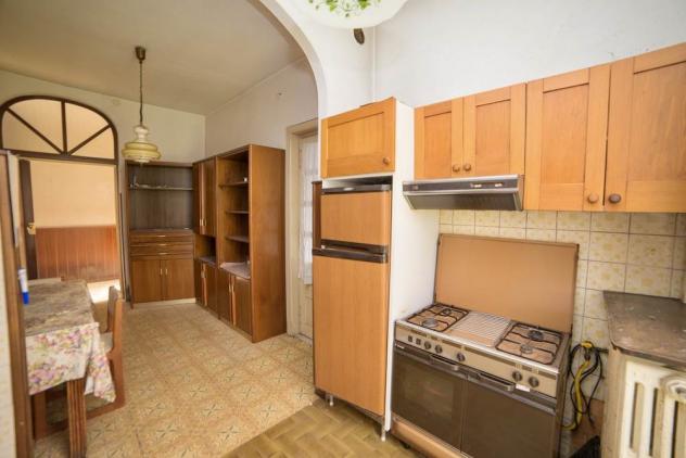 Vendita Casa singola da 238 mq in Via XXV Aprile con giardino - Foto 16