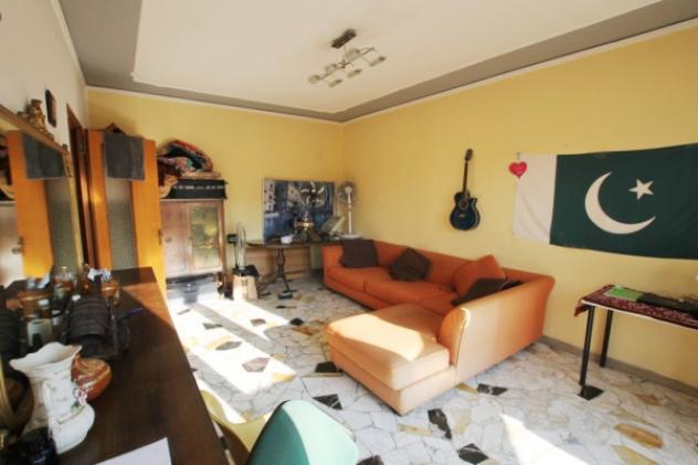Appartamento di 117 m² con 4 locali e box auto in vendita a Padova