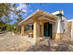 Villa immersa nel verde