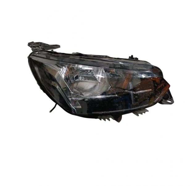 Faro anteriore dx Peugeot 208 2019 alogeno 9823193880