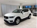 Volvo XC40 T2 Momentum auto Navi CarPlayAndroidAuto FariLED