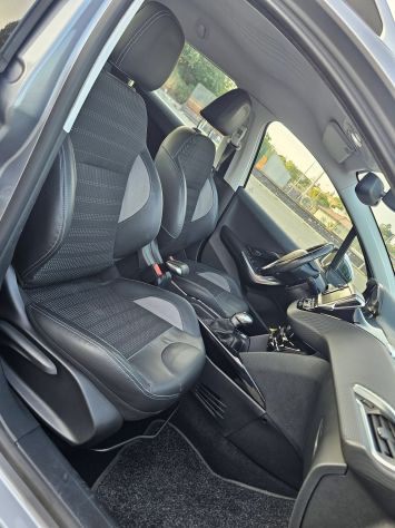 PEUGEOT 2008 1.6 D. - Foto 8