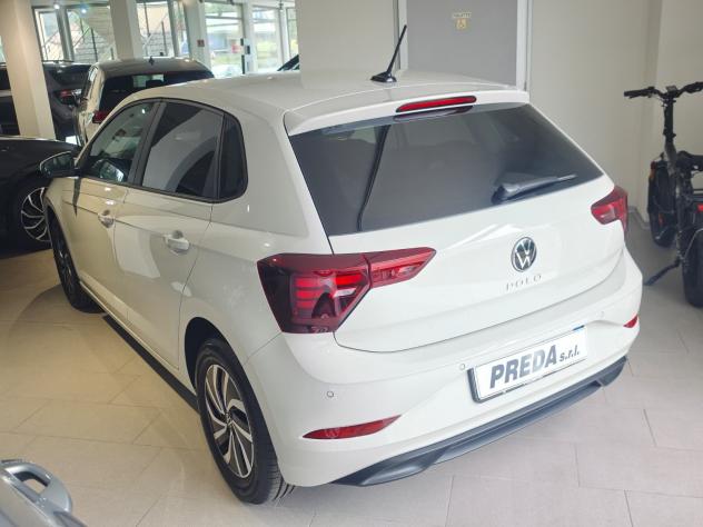 Volkswagen Polo 1.0 Young - Foto 4
