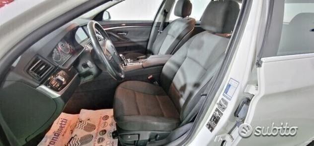 Bmw 520d 2.0 cv 190cv touring futura auto- 2011 - Foto 5