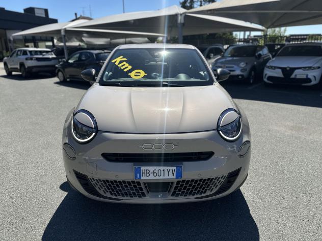 FIAT 600 1.2 Hybrid 100cv - Foto 2