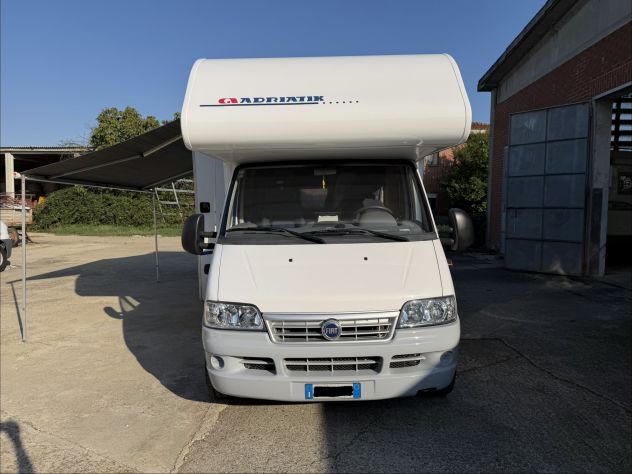 Camper Adria Mansardato 6 posti