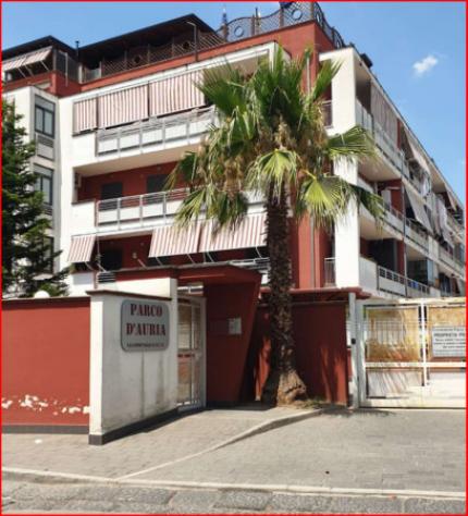 Immobile in asta di 97 m², box auto in vendita a Napoli - Foto 3