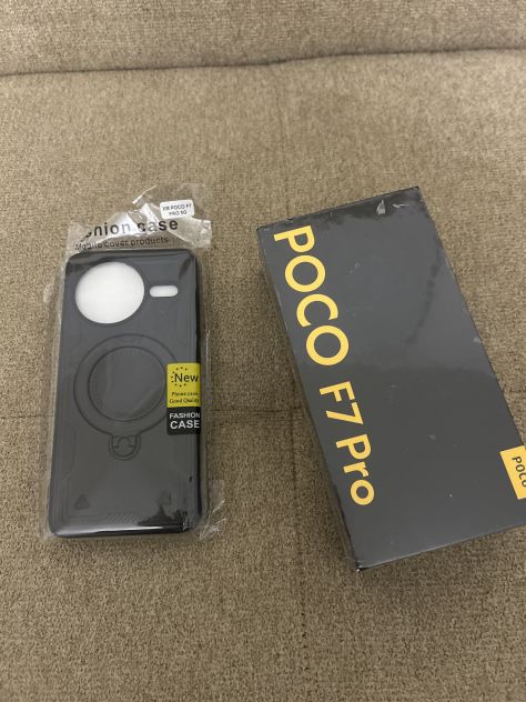 Smartphone Nuovo XIAOMI POCO F7 Pro 5G, 12+512GB - Foto 2