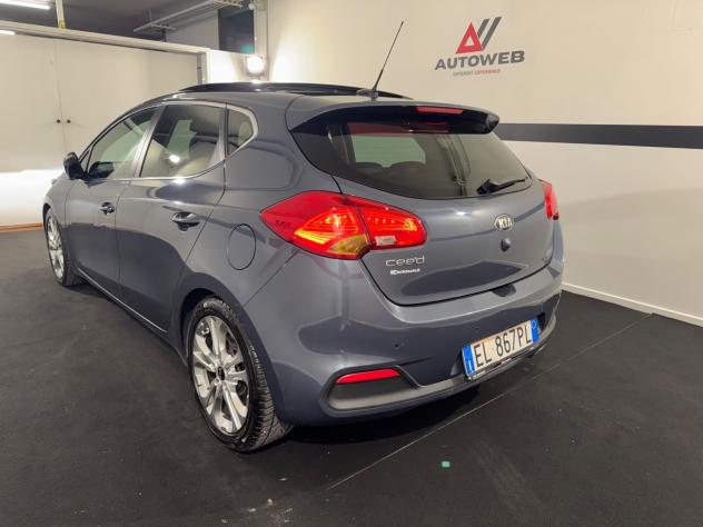 Kia Ceed cee'd 1.6 GDI DCT 5 porte Platinum FULL OPTIONAL TETTO APRIBILE - Foto 7