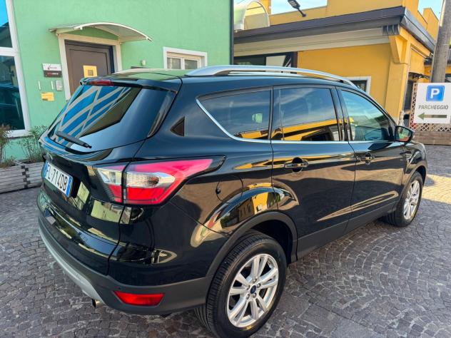Ford Kuga 1.5 TDCI 120 CV S&S 2WD Titanium - Foto 6