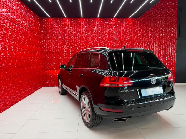 Volkswagen Touareg 3.0 TDI 245 CV tiptronic BlueMotion Techn. Executive - Foto 6