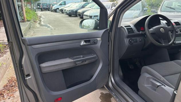 Volkswagen Touran posti 5 GPL dalla cassa gancio di traino regolare - Foto 7