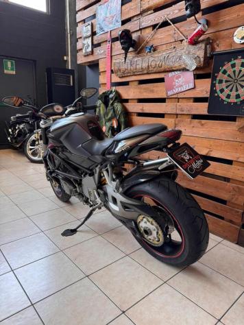 MV AGUSTA Brutale 910 BRUTALE 910 STARFIGHTER 99 ESEMPLARI rif. 23830268 - Foto 5
