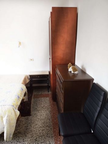 camera silenziosa in zona servitissima, a studenti e insegnanti. Referenze - Foto 3