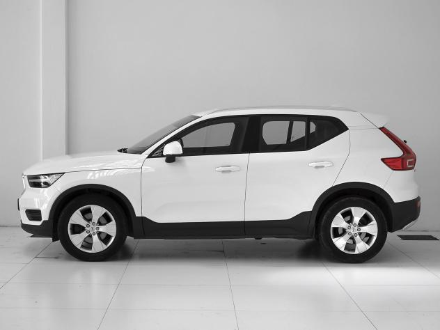 Volvo XC40 D3 AWD Geartronic Momentum - Foto 3