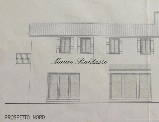 CASA INDIPENDENTE di 10 vani e di 193 mq (GIAVERA DEL MONTELLO) rif. 24-MI016 - Foto 2