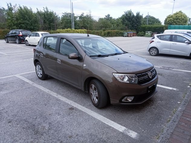 Dacia Sandero - Foto 3