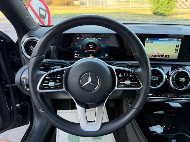 Mercedes A 180 d Automatic Sport 2.0 116 CV - Foto 10