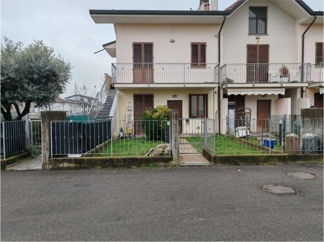 439/2025 U BG - bilocale al piano terra con area verde privata e autorimessa in asta a Mornico al Serio