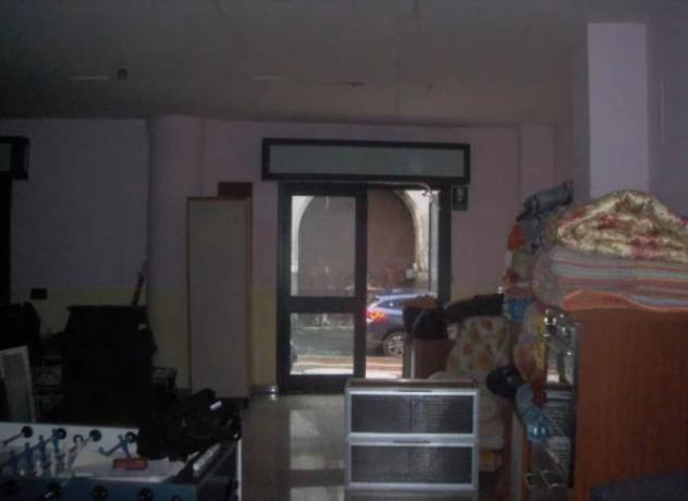 Immobile in asta di 348 m² in vendita a Orta di Atella - Foto 3