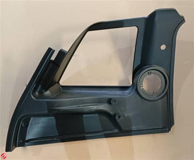 FIANCATA INT. SX MICROCAR M8