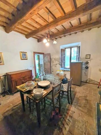 DOVADOLA - CASA INDIPENDENTE CON TERRENO AGRICOLO - Foto 6