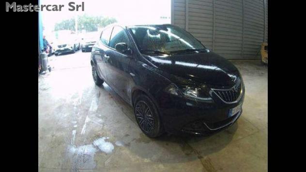 LANCIA Ypsilon 5 posti Neopatentati 1.0 hybrid Gold tg: GK585ZB rif. 24054599 - Foto 3
