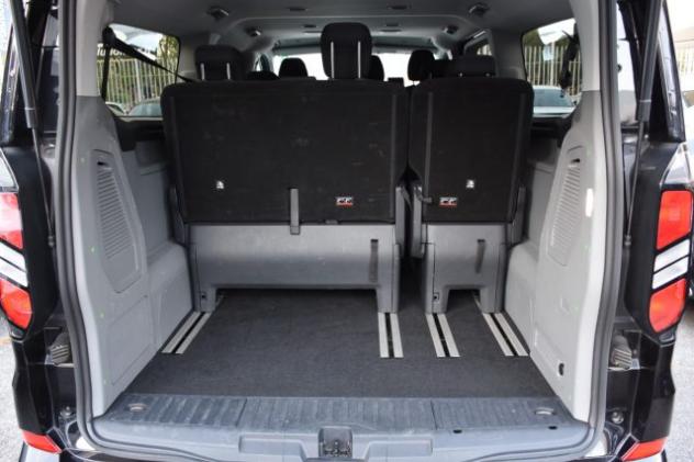 FORD Tourneo Custom 320 2.0 EcoBlue 150CV PL Titanium *9 POSTI* rif. 23535005 - Foto 9