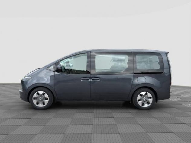 HYUNDAI Staria Staria 2.2 AT AWD 9 posti Wagon rif. 23785139 - Foto 2