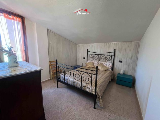 MANSARDA ARREDATA CON GRANDE TERRAZZA PANORAMICA – € 400 AL MESE - Foto 6