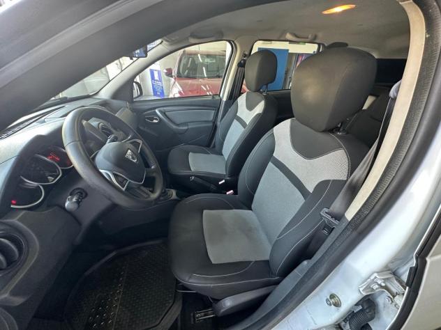 Dacia Duster 1.5 dci Laureate 4x2 s&s 110cv my17 - Foto 10