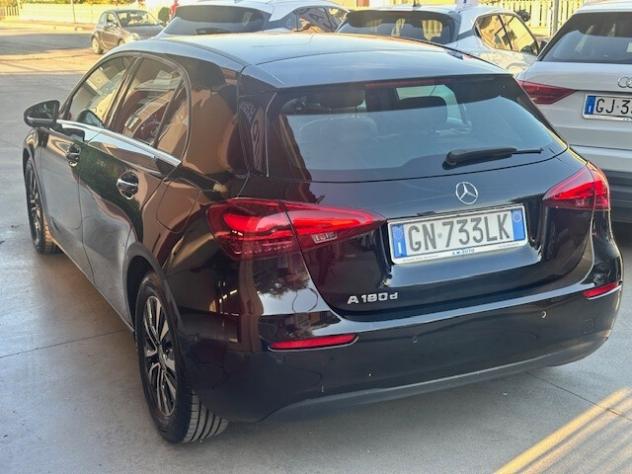 Mercedes-benz A 180 d Executive 03/2023 67.000KM - Foto 5