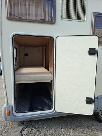 CAMPER MCLOIUS DUCATO MANSARDATO 7 POSTI DOPPIA DINETTE CLIMATIZZATORE LETTI CASTELLO FOTOVOLTAICO CAMPEGGIO USATI GENERALI 1815 - Foto 7