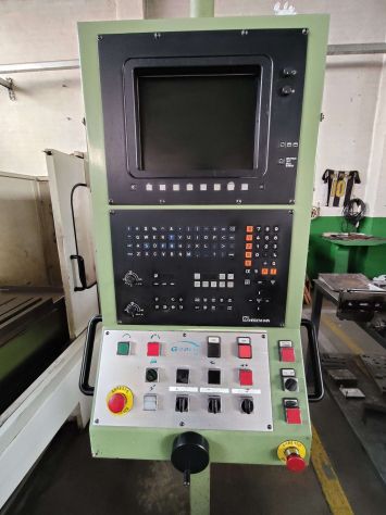 FRESATRICE CNC - Foto 4