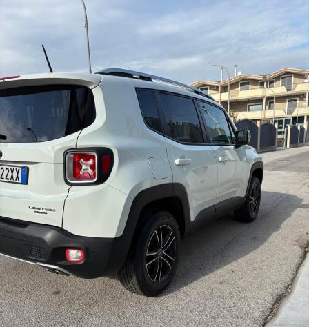 Jeep Renegade 2.0 Mjt 140CV 4WD Active Drive Limited ANNO 2015 - Foto 6