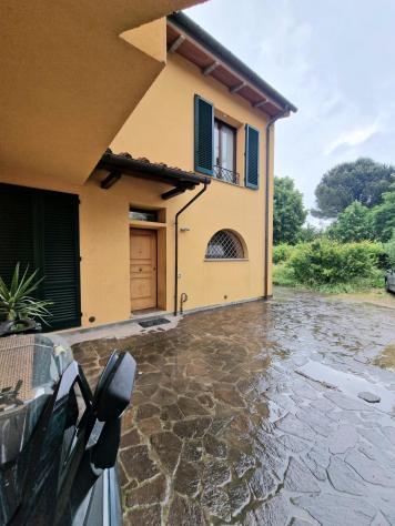 Appartamento in vendita a San Lorenzo - Campi Bisenzio 80 mq Rif: 1410651