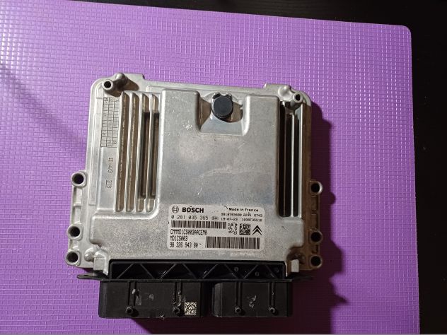 ECU BOSCH 0281035365 Peugeot 3008 5008 1.5 BlueHDI 9832694380