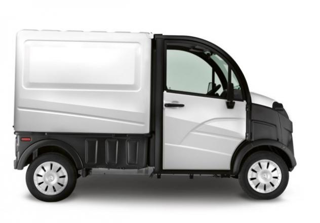 AIXAM E-Truck Furgone Electric ZTL Free Guidabile Patente AM rif. 23982961 - Foto 2