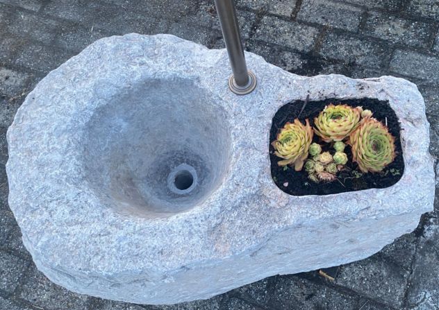 Fontana ricavato da mortaio antico in pietra - Foto 6