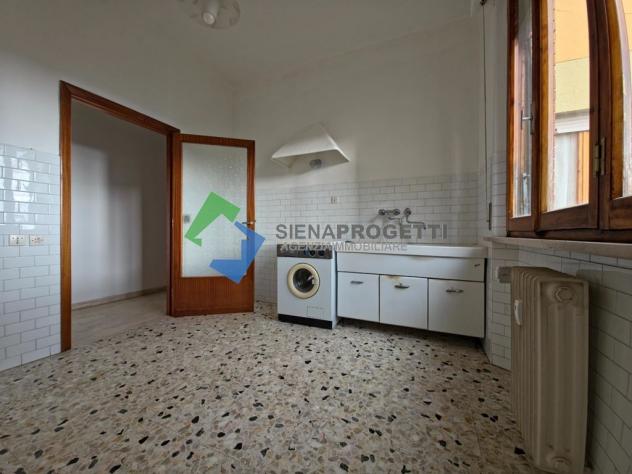 Via Perfetti a Siena. Grande Quadrilocale da 130 mq , 3 camere, 2 bagni, con Box e Posto Auto! - Foto 11