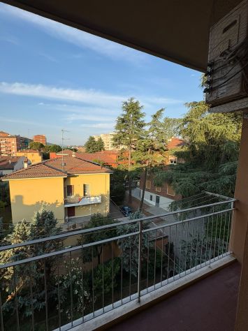 Libere dal 1° OTTOBRE due stanze matrimoniali uso SINGOLA arredate - Foto 3