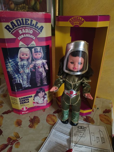 Tre bambole Radiella Furga originali in scatola - Foto 7