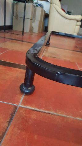Letto legno laccato e luci incorporate in metallo con supporto e comodini - Foto 5