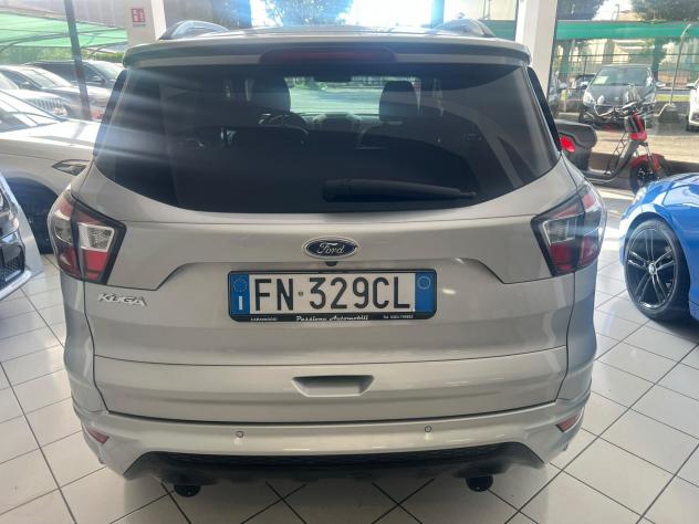 Ford Kuga 1.5 TDCI 120 CV S&S 2WD ST-Line - Foto 5